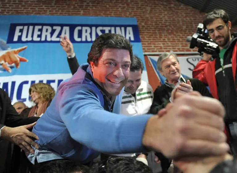 Indirecta de Mariotto a Scioli: "De la Rúa tení­a la imagen positiva  más alta hasta que cayó"