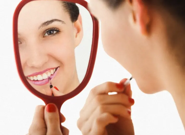 El calor llega al maquillaje y las marcas lanzan sus propuestas de primavera