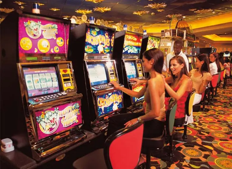 Bingo: un fondo buitre pasará a controlar 14 salas de juego en la Provincia