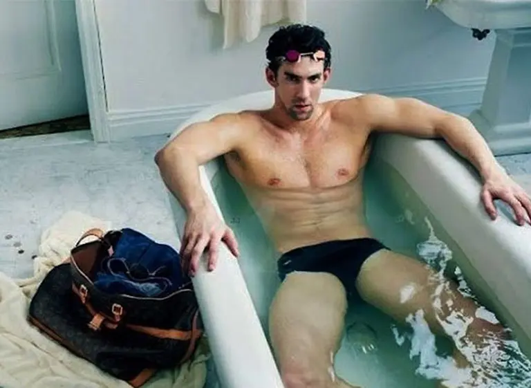 Del oro en la pileta, al oro de la moda: Michael Phelps es el nuevo modelo de Louis Vuitton