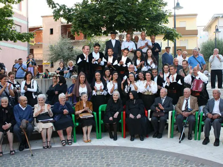 Nueve hermanos, 818 años: conocé a la familia Melis, la más longeva del mundo