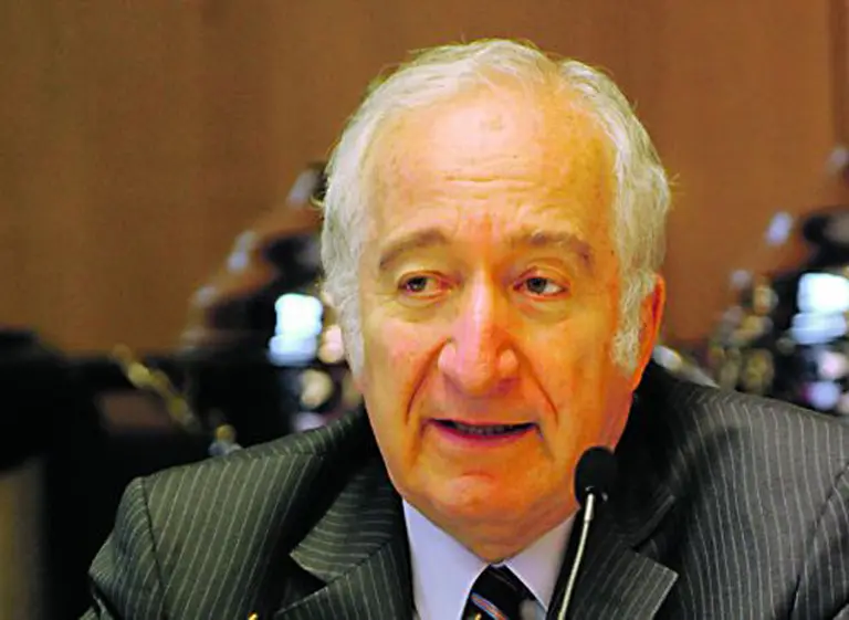 Bernardo Kliksberg asesorará a YPF en Responsabilidad Social Empresaria