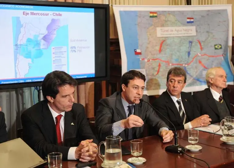 Corporación América presentó el proyecto Bioceánico Aconcagua en la Cámara de Senadores