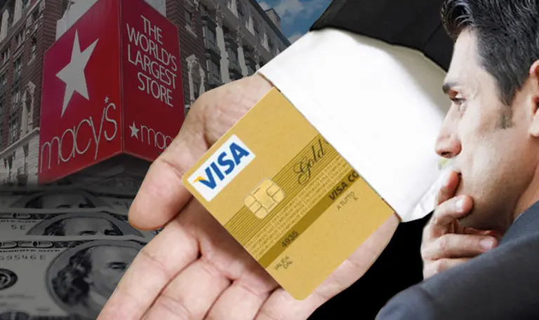 Profesionales apelan a tarjetas corporativas para tarjetear en el exterior y esquivar el recargo