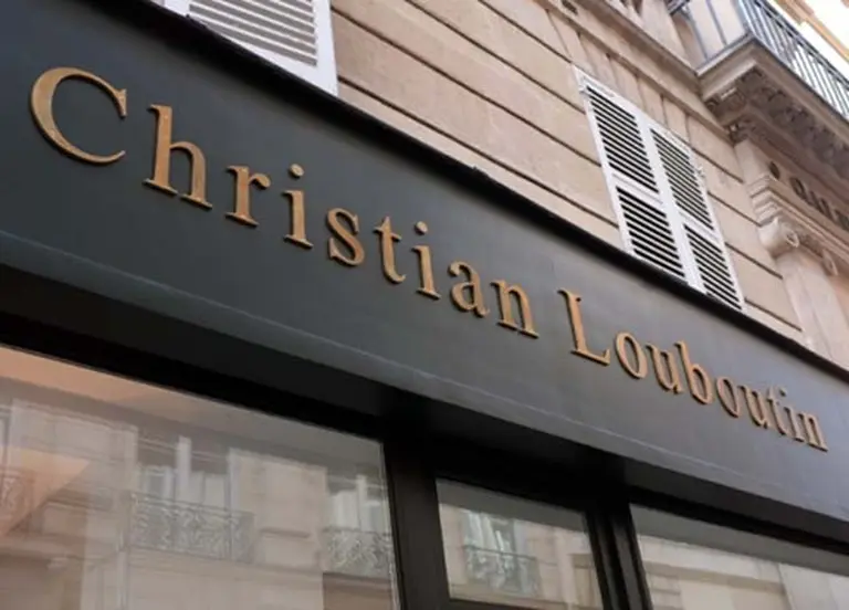 Christian Louboutin ganó otro round en la batalla contra YSL