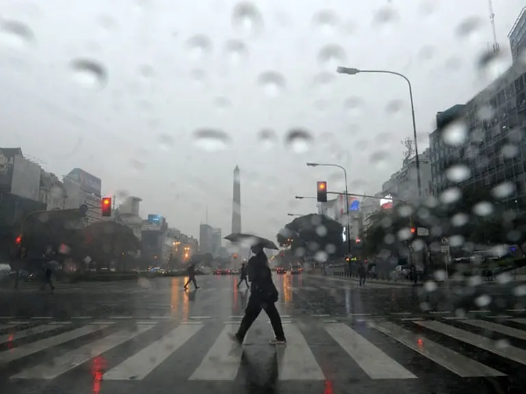 El temporal hizo bajar la temperatura pero continúan los cortes de luz