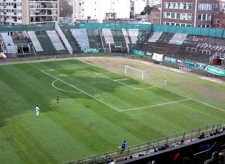 Insólito: incluyen al estadio de Ferro entre los lugares para hacer viviendas del plan Procrear