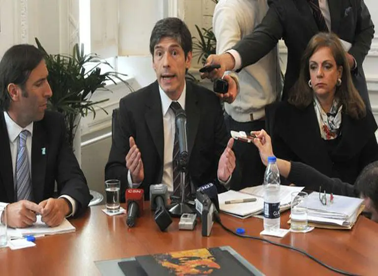 Sueldos: ¿y si el "error de cálculo" ocurriera en una multinacional?