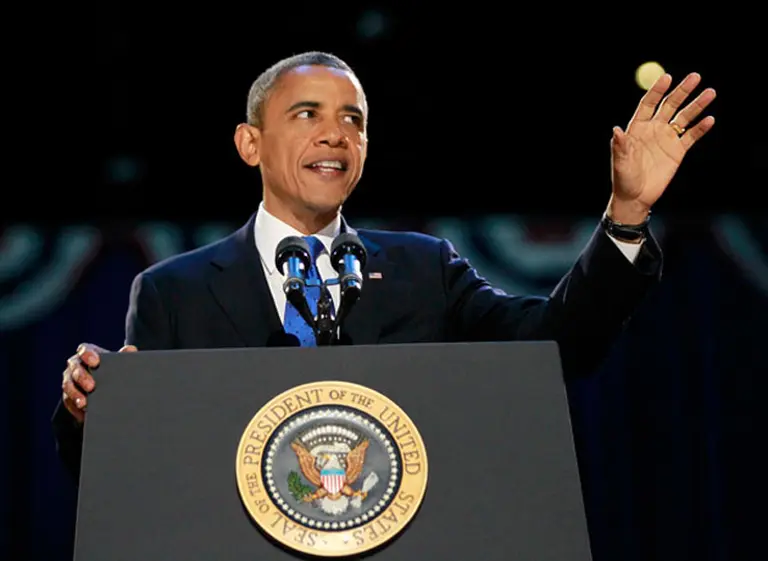 Obama insiste en aumentar impuestos a los más ricos para frenar el déficit