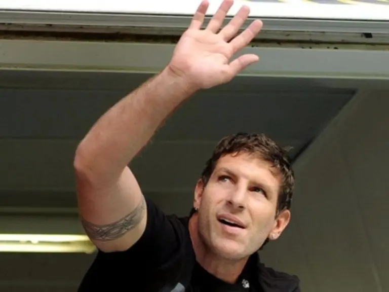 El ex futbolista Recoba coproducirá una pelí­cula sobre Martí­n Palermo