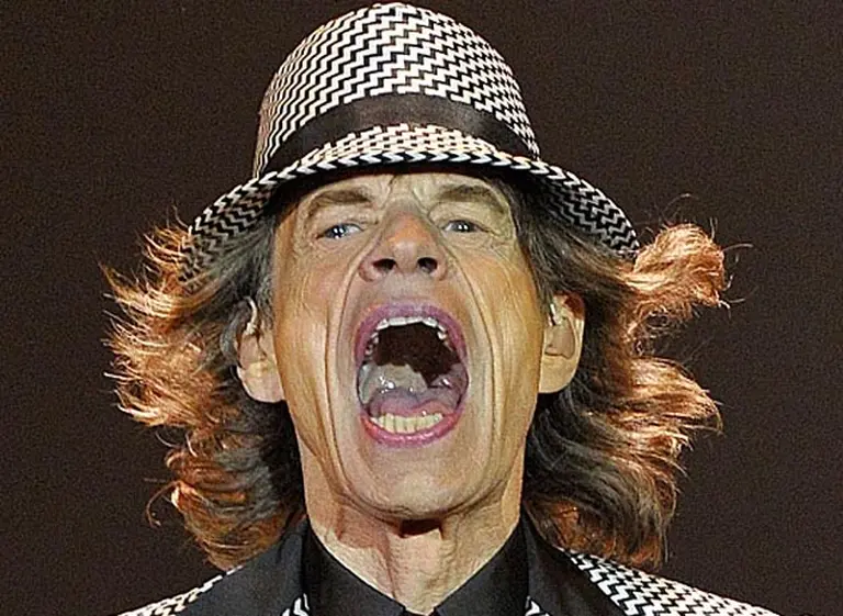 El cantante de los Rolling Stones, Mick Jagger, sopla hoy sus 70 velitas