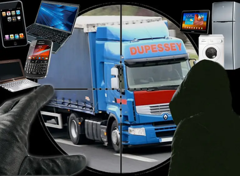 Asalto al "convoy": cada dí­a desaparecen cuatro camiones y se dispara el robo de repuestos y productos electrónicos