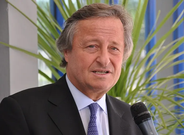 Para Rattazzi, "es imposible" otorgar incrementos de 25 por ciento en las paritarias