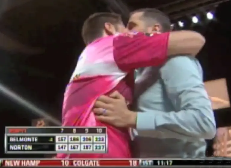 í‰ste es el "beso gay" que revoluciona el deporte profesional en Estados Unidos