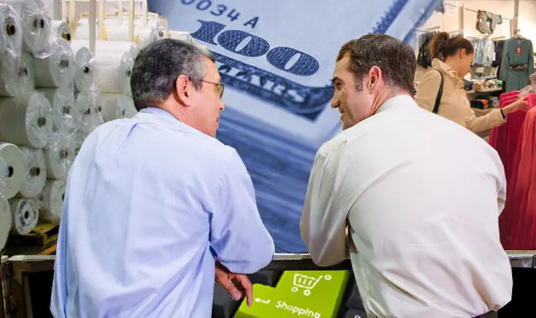 De festejo: este es el extraño caso de un sector industrial que se sacó la loterí­a gracias a la escapada del dólar "blue"