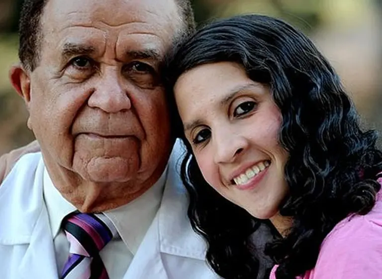 Un milagro de la ciencia: una brasileña que nació sin lengua logró hablar a los 23 años