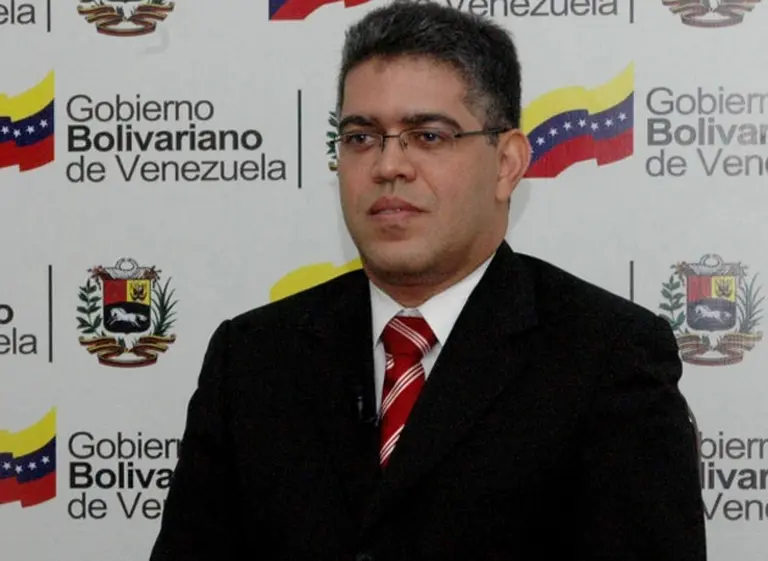 En ausencia, Chávez nombró a Elí­as Jaua como ministro de Relaciones Exteriores