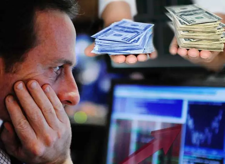 Advierten por los efectos de la escalada del dólar paralelo en la economí­a