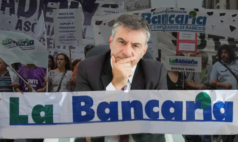 Salarios: el Gobierno usa la negociación de bancarios para marcar la cancha en 2013