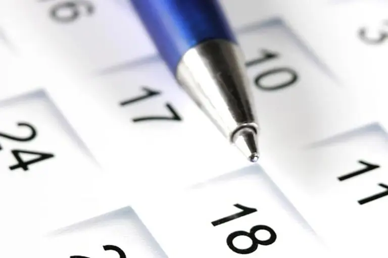 ¿Cómo deben liquidar las empresas los tres feriados de febrero?