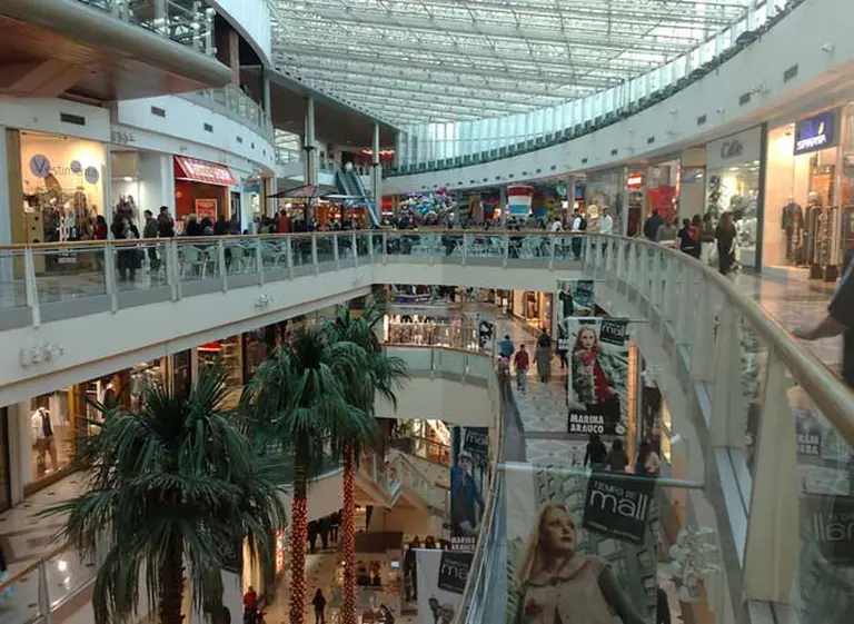 El "deme 2" de Miami, en Chile: los argentinos encontraron un nuevo paí­s para ir de "shopping"