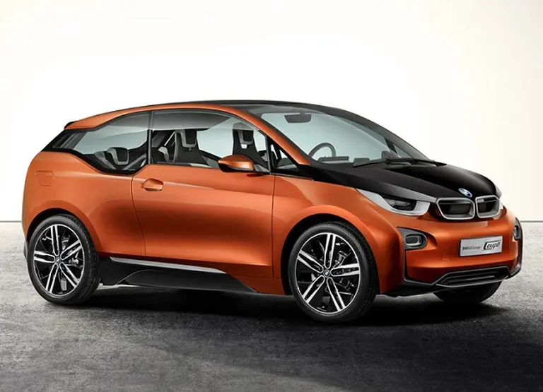 BMW amplí­a la autonomí­a del i3 eléctrico antes de su lanzamiento a fines de 2013