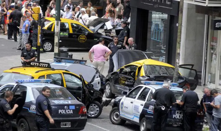 El caso del taxista que mató a una mujer suma polémica: ¿qué pena le toca al responsable de un accidente de tránsito?