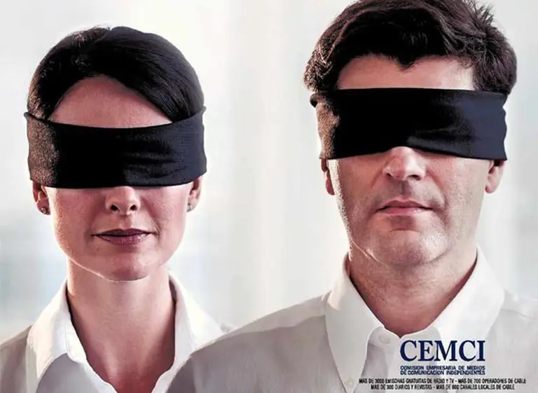 Piden investigar a Moreno por el cepo publicitario a medios gráficos