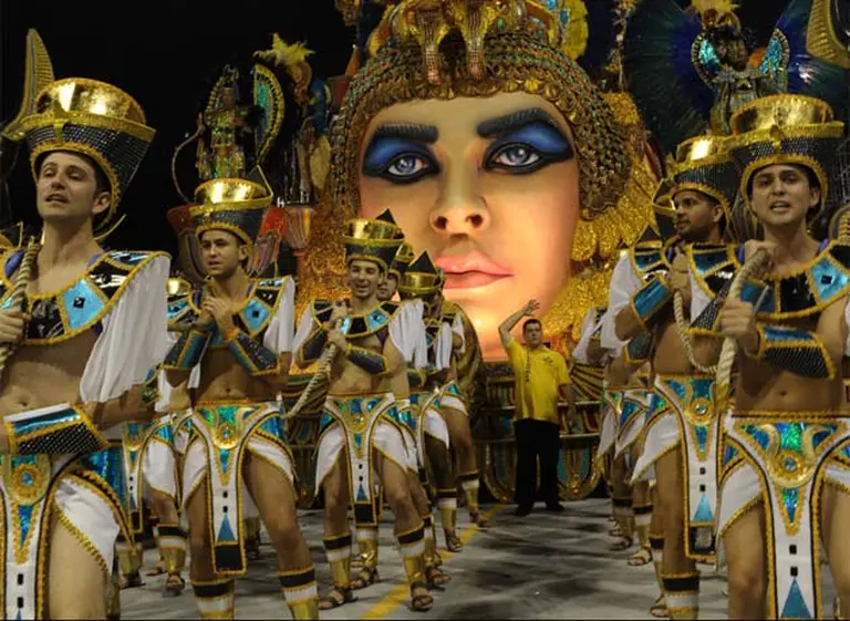 ¿Escuelas de samba privatizadas?: los sponsors se adueñaron del Carnaval