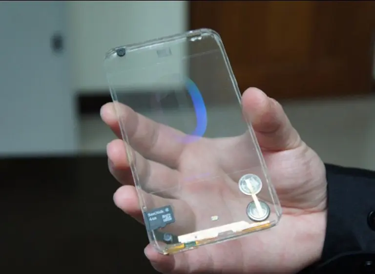 Muestran un prototipo de un "smartphone" con pantalla transparente