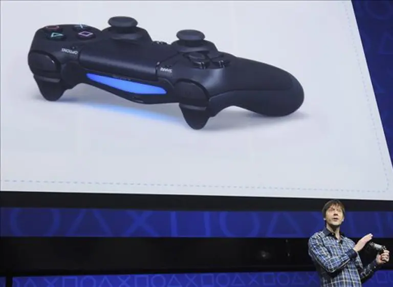 Sony anunció la PlayStation 4, su nueva consola basada en la nube y compatible con otros dispositivos