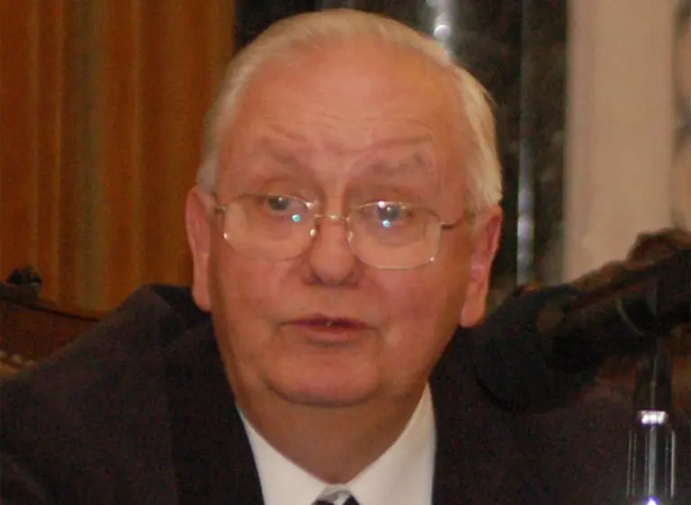 El "padre del relato" insiste con la reelección indefinida y reformar la Constitución