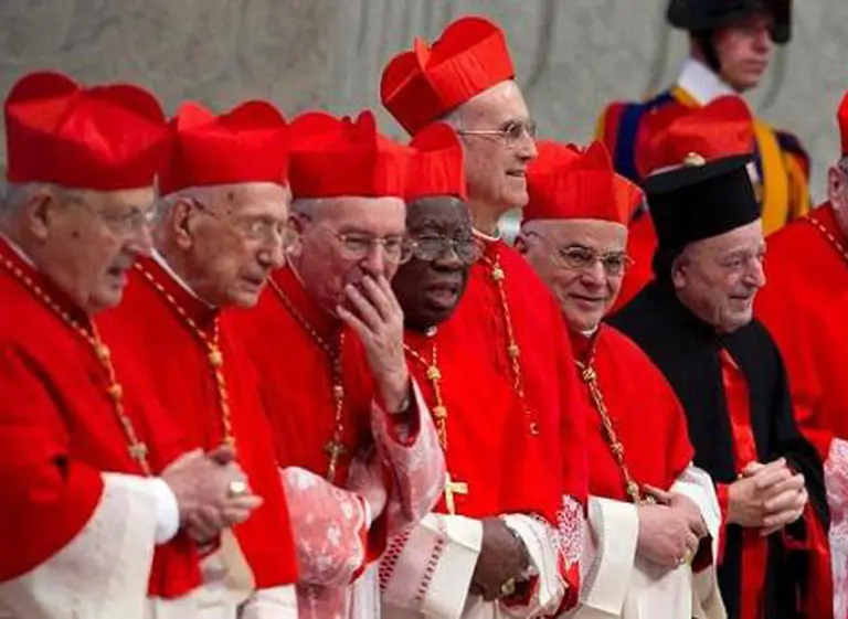 Cuenta regresiva en el Vaticano: hoy es el último intercambio entre cardenales antes del cónclave