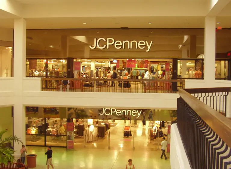 JCPenney despide a su número uno en medio de una complicada situación financiera