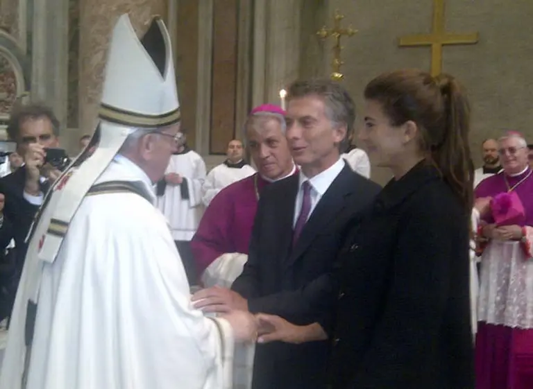 "¿Cómo no me la trajo a Antonia?", le dijo el Papa a Mauricio Macri