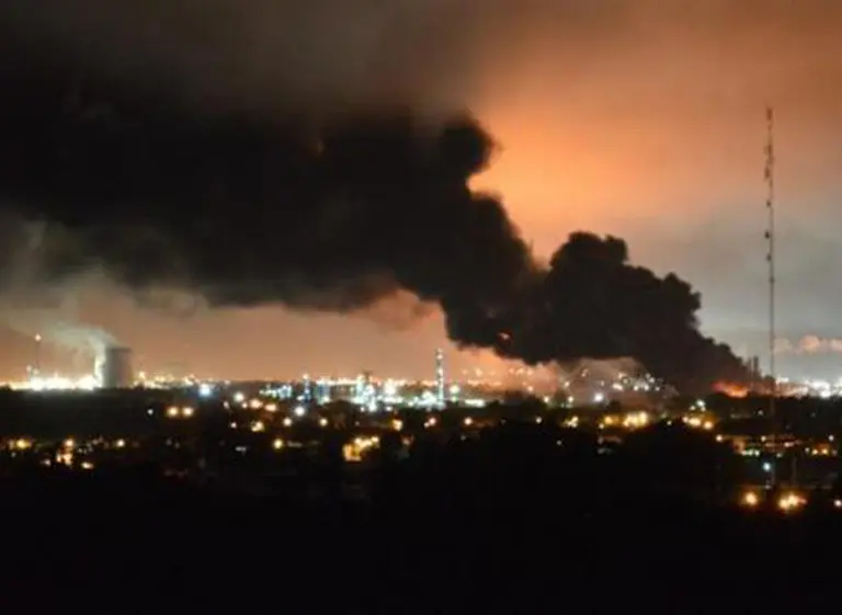 La Plata: investigan si YPF agravó la inundación al cerrar compuertas de un canal