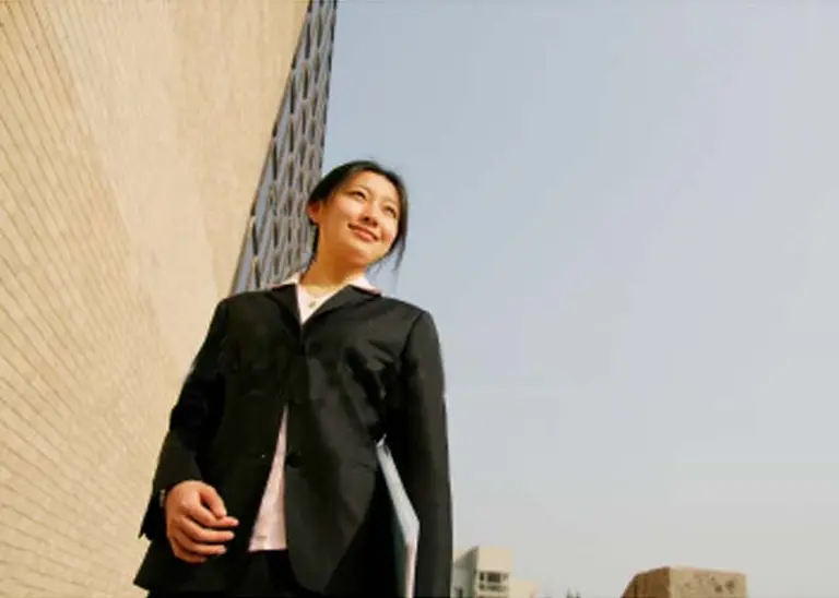 ESCP Europe refuerza su presencia en Asia con un nuevo campus asociado en China