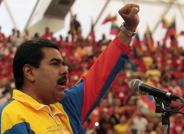 Tecnologí­as recargadas y efectos invertidos