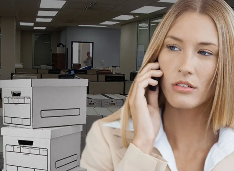 Condenan a firma a indemnizar a empleada por trasladarla de sucursal sin su consentimiento