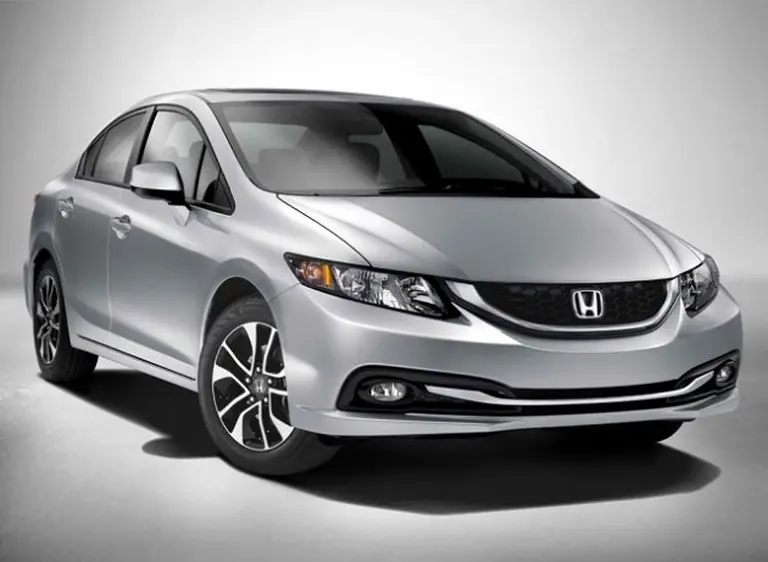 Honda anuncia el desembarco del nuevo Civic renovado