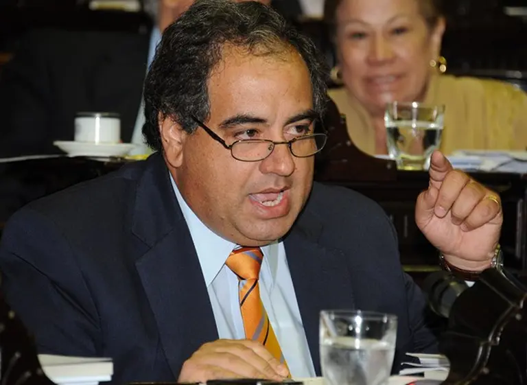 Reclaman que el Gobierno informe todos los contratos otorgados a Lázaro Báez