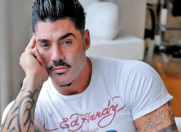 Chocolate amargo para "Ricky": tomaron la fábrica de Felfort por un reclamo salarial