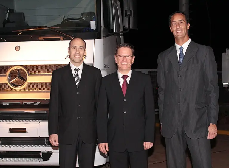 Mercedes-Benz recorre el paí­s ofreciendo los planes de ahorro