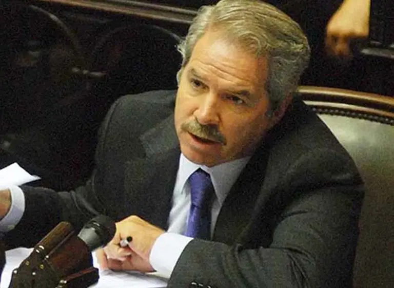 Solá afirmó que hubo un intento de fraude y presión del FpV para cambiar votos