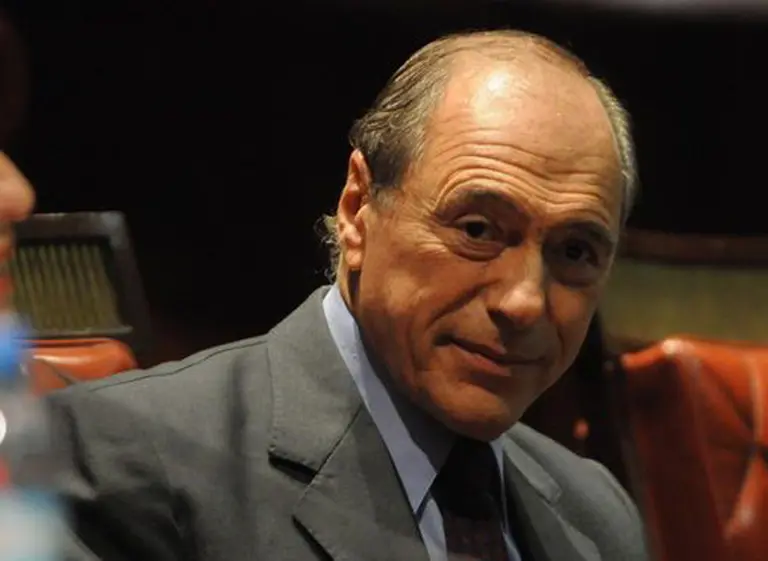 Cierran una causa que vinculaba propiedades del juez Zaffaroni con prostitución