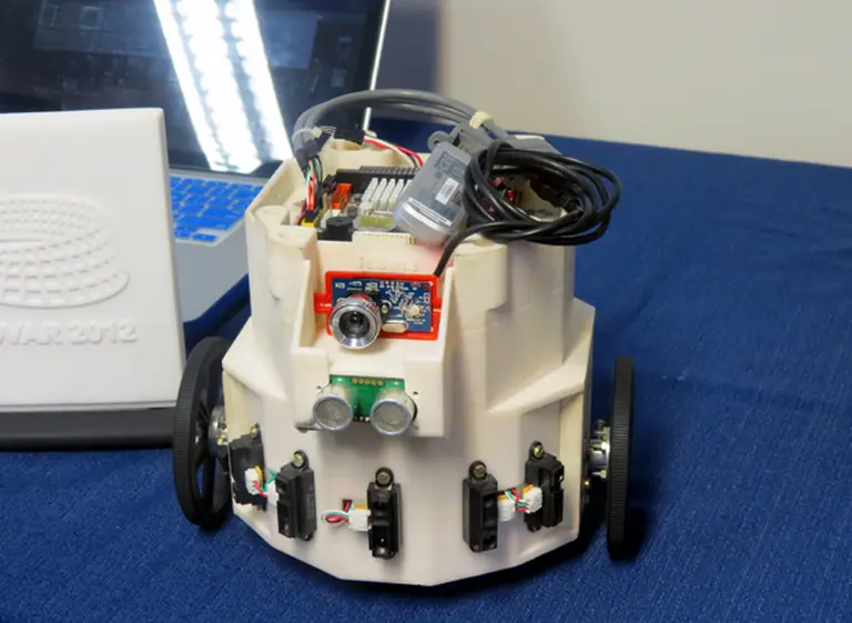 El ITBA inaugura el nuevo Centro Integrado de Desarrollo en Ingenierí­a Mecánica