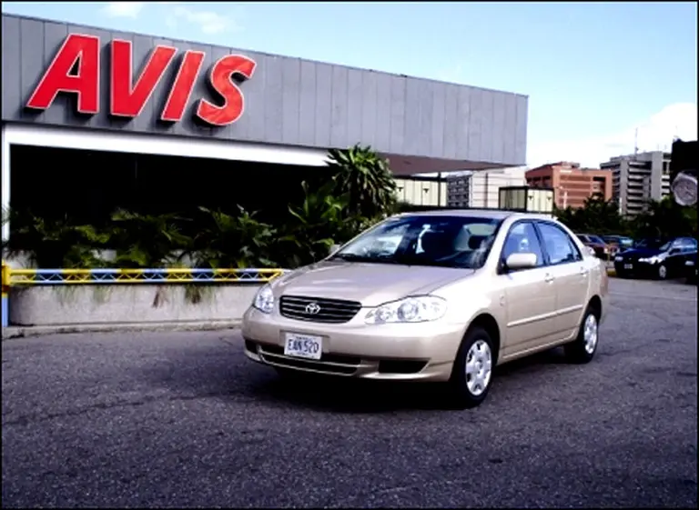 Avis invierte $50 millones para renovar su flota local