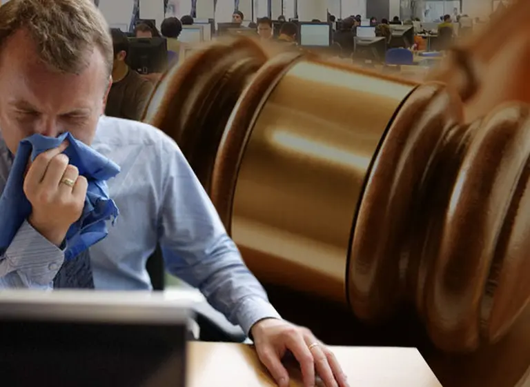 Despidos discriminatorios: se enfermó, lo echaron y deberán pagarle $80.000 por daño moral