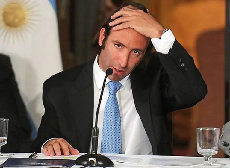 Crecen el superávit primario y el déficit financiero