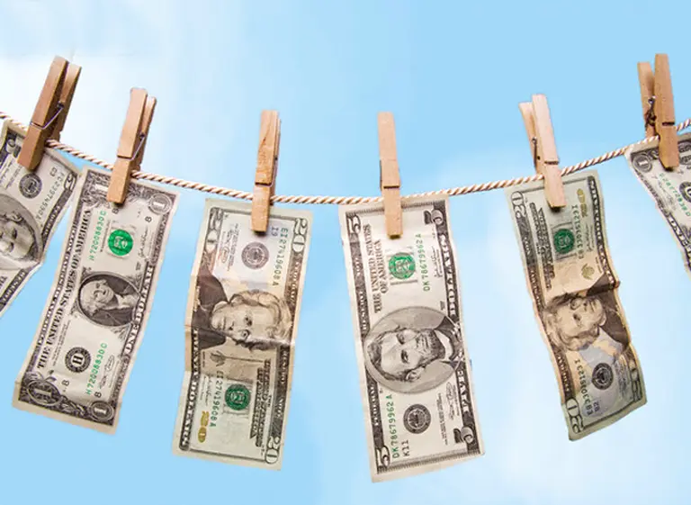 Blanqueo: dudas de auditores al tener que informar operaciones sospechosas de lavado